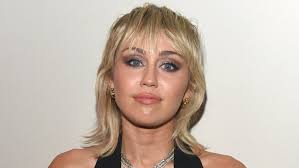 Ханна монтана hannah montana … ханна монтана навсегда (4 сезон) — ханна монтана навсегда hannah montana forever жанр молодёжный ситком … What Miley Cyrus Really Thinks Of A Hannah Montana Reboot