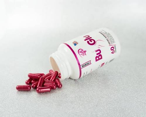 🌸✨ Resalta tu belleza natural con BU-GLU – Refuerza Busto y Glúteos. ✔️ Apoya la firmeza y apariencia femenina ✔️ Ayuda a complementar tu rutina de cuidado corporal ✔️ Fórmula práctica en