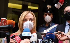 Roma pride s'occupe exclusivement de la marche de la fierté gay. Xkujz85a6atacm