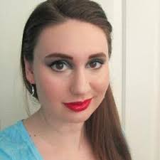 Margo Cash's Instagram, Twitter & Facebook