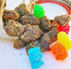 Add gelatin to 1 cup of boiling water, whisk thoroughly. Cannabis Gummy Recipe Jello Recipe Cbd Gummy Jewels In Pomegranate Or Orange Lime Flavor