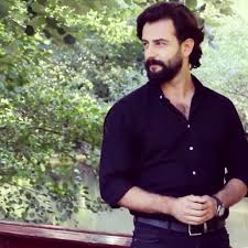 Gokberk demirci is a 30 year old turkish actor born on 20th october, 1989 in izmit, turkey. A Kepen A Kovetkezok Lehetnek Egy Vagy Tobb Ember Allo Emberek Szakall Es Tura Szabadteri Beauty Marketing Beauty Solution Hair Solutions