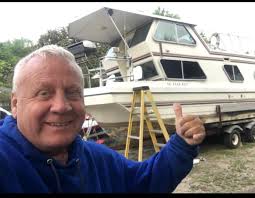 Tiny Trailerable Houseboats