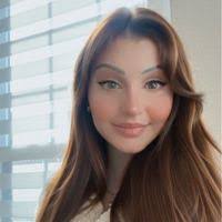 Tara Cravens's Instagram, Twitter & Facebook