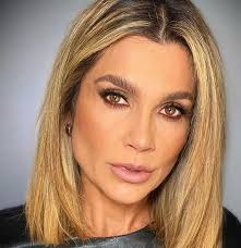 Esses famosos são advogados! Mas optaram pela vida artística