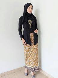 Cara desain baju kebaya 2020 #001 beberapa software yang mungkin di butuhkan untuk belajar 35 model baju kebaya brokat pesta terbaru di tahun 2020 terima kasih sudah menonton jangan. 50 Kebaya Kutu Baru Modern Elegan Dan Simple