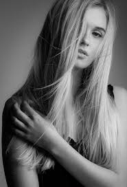 Canon 5DSR 85mm portrait with natural window light