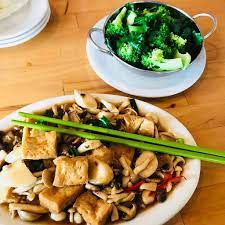 Order online and read reviews from my vegan gold at 4319 w sunset blvd in greater griffith park los angeles 90027 from trusted los angeles restaurant reviewers. My Vegan Gold Los Angeles California Restaurant Happycow