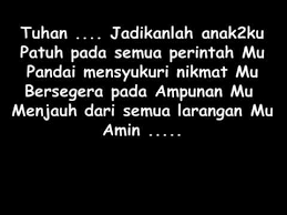 The family is very close to their neighbours who happens to try and help out the best. Amat Amigos Timang Timang Anakku Sayang Mbah Wien Wmv Youtube