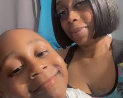 Sharae Williams's Instagram, Twitter & Facebook