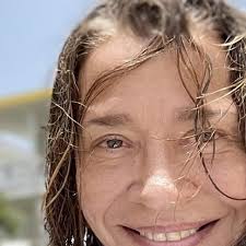 Bad Bunny got a foul ball at the Blue Jays-Yankees game tonight 😭