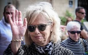 Cabinet members increase calls for dismissal of AG: 'Send her home'