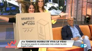 Os calláis u os largáis eric carvajal gonzález. Viva La Vida Copia A Gh Vip Y Nombra A Angela Portero Como Mueble Del Programa