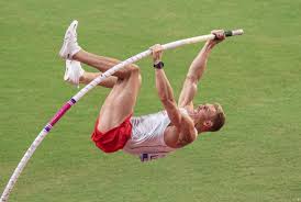 O obronę tytułu będzie piekielnie trudno w sobotę i niedzielę reprezentacja polski będzie bronić tytułu drużynowych mistrzów europy w lekkiej atletyce. Lekkoatletyka Piotr Lisek Wygral Konkurs Skoku O Tyczce Na Parkingu Tvp W Warszawie Lekkoatletyka