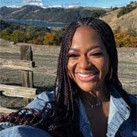 Amber Pierre's Instagram, Twitter & Facebook