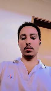 Hanqinni humna nama baratee seektara loojistiksiif qormaata ta'uun ibsame  **** Gaazexaa Bariisaa Hanqinni humna nama baratee seektara  loojistiksiitiif qormaata ta'uu Ministeerri Geejibaafi Loojistiksii ibse.  Ministir De'eetaan ministirichaa Obbo ...