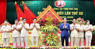 Phạm vi cáo trạng truy tố bị cáo này về hành vi lừa đảo tài sản trong việc hoán đổi tài sản 57 cao thắng với 185 hai bà trưng. Ä'áº¡i Ta Pháº¡m TrÆ°á»ng Giang Ä'Æ°á»£c Báº§u Giá»¯ Chá»©c Bi ThÆ° Ä'áº£ng á»§y Cong Tá»‰nh Phu Thá»