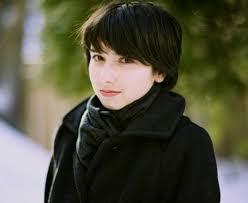 There are a great number of women are creating such a hairstyle which is quite chic and charming. 15 Hairstyles For Girls With Short Hair