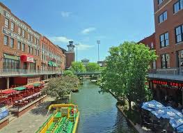 The complex commemorates the event of the 1995 oklahoma city bombing, and pays tribute to its 168 victims. 13 Top Rated Attractions Things To Do In Oklahoma City Planetware