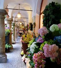 Flower Shop In Salzburg Austria Flower Market Flower Shop Flowers