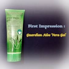 Contains 99.5% whole leaf aloe vera gel, made from certified organic aloe vera leaves* average 3000 mg/liter **meoh precipitated solids 99.5% certified organic aloe vera gel, carrageenan, citric acid (ph stabilizer), less than 0.1. Review Guardian Aloe Vera Gel Tampil Cantik