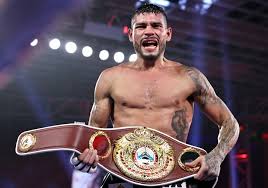 A split decision is distinct from a unanimous decision in which all the judges join in agreement. Arnold Barboza Jr Batters Antonio Moran Easily Wins 10 Round Unanimous Decision Boxing News