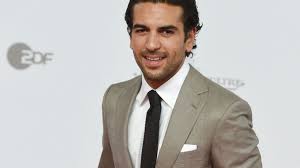 „was für ein blödsinn, habe ich gedacht. Elyas M Barek Privat Was Macht Der Fack Ju Gohte Star Eigentlich Abseits Der Kameras News De