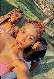 Leann Leon's Instagram, Twitter & Facebook