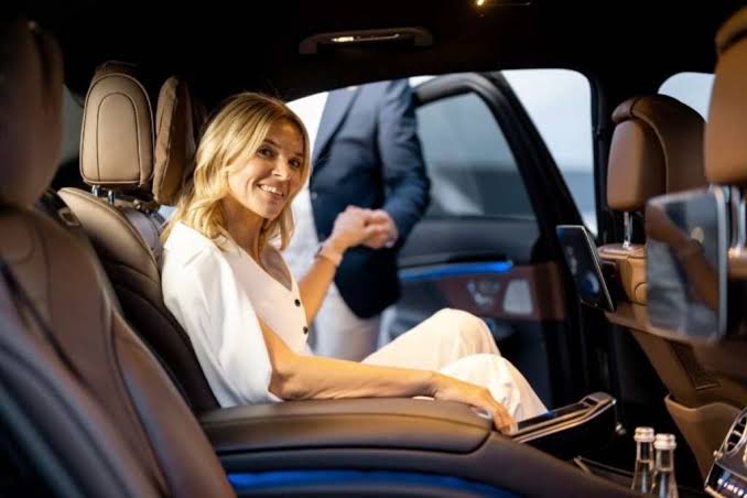 Chauffeur Service Notre Dame University | South Bend Limo