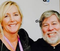 Susan Stivers's Instagram, Twitter & Facebook