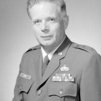 Portrait: US Army (USA) Major General (MGEN) Edward Honor (uncovered)