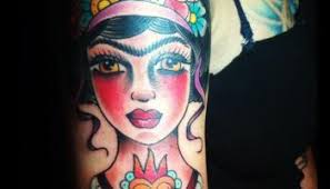 VIDEO American Pickers' Danielle Colby turns table