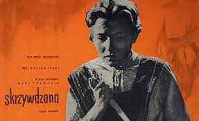 Mari törőcsik (born 23 november 1935) is a hungarian stage and film actress.1 she has appeared in more than 120 films since 1956. Ngk5wmyw5iymhm
