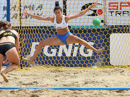 We did not find results for: Beachhandball Die Schnelle Sportart Im Sand Kubler Sport Magazin