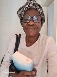 Jesus is passing this way today I pray 🙏🏼 , morning children of God  ❤️😆🌄🙌🏼🌺..