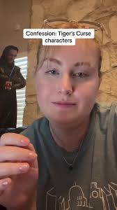 I apologize @Keyshaan Castle I love you Also peek Loki, he protects the  house #BookTok #books #bookworm #bookseries📚 #tigerscurse #collenhouck  #youngadultbooktok #yabooks #yabooktok