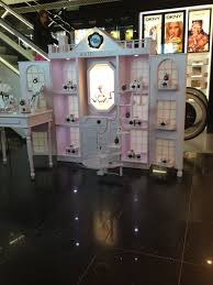 victor rolf house of fraser accessories display cosmetic display cosmetic store