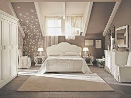In anderen räumen des hauses kann bei der farbwahl primär auf subjektive vorlieben gesetzt werden, vor allem da die räume häufig. Kleines Schlafzimmer Gestalten Wie Ein Designer