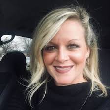 Lori Deardorff (DearLori82)