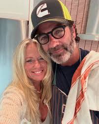 Robbie Griggs's Instagram, Twitter & Facebook