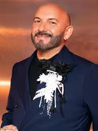 Look #40 en MISS UNIVERSE LATINA EL REALITY Styling: @alexander_angulo  @cesarvga27 MU: @_brave1830_ @telemundo @telemundorealities #MULER #MUL  #DAVIDSALOMON #Estaalreves3839