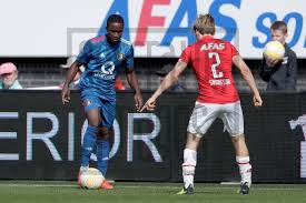 Dat meldt de telegraaf volgens goed ingelichte bronnen. Soccrates Images L R Luis Sinisterra Of Feyenoord Jonas Svensson Of Az Alkmaar