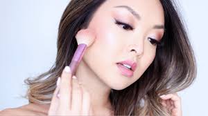 In order to create a gorgeous, luminous look without taking a look at our sweetly kissed highlighter, go ahead and mix the shades a little onto your brush and dust them off on the corner of the palette so. How To Apply Blush Bronzer Highlighter For Beginners Chiutips Youtube