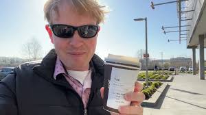 Trying Iced Mint “Mojito” Coffee at Philz