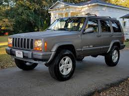 1998 Jeep Cherokee Classic Xj Rare 5 Speed Manual 4x4 4 0 Low Miles Jeep Cherokee Sport Jeep Cherokee Limited Cherokee Sport
