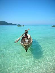 Cayos Cochinos Honduras Nino Garifuna Remando Places To Travel Places To Visit Travel Around The World