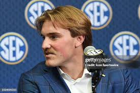 11,544 Week 33 Stock Photos, High-Res Pictures, and Images