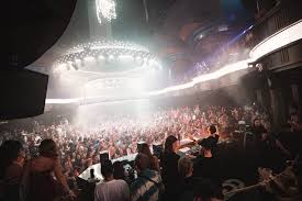 Live It Up And Party Hard At Omnianightclub With Fergidj Check Out The Link Https Calendar Jackcolton Com Las Vegas Night Clubs Las Vegas Las Vegas Clubs