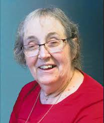 BURT (nee Dellandrea), Patricia (Pat) Joy