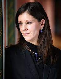 Szél bernadett, az lmp társelnöke többek között arról nyilatkozott a mokkában, miért nem hajlandóak politikai szövetségkötésről. Bernadett Szel Wikipedia